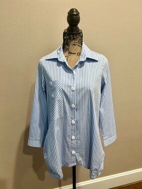 Joseph Ribkoff Blue and White Striped Blouse size 4 like new